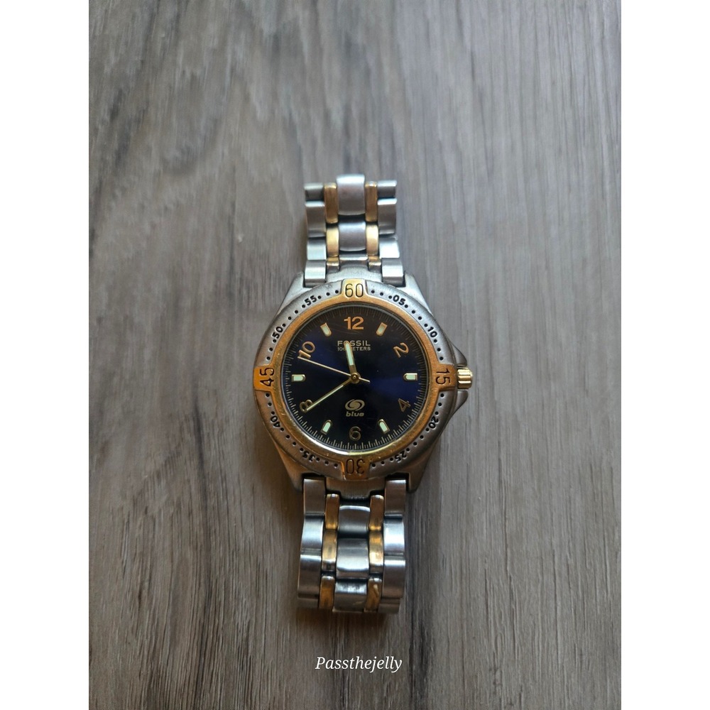 VTG Fossil Blue Watch Mens AM-3197 Blue Dial Two Tone SS Gold‎ 100M Sport Diver